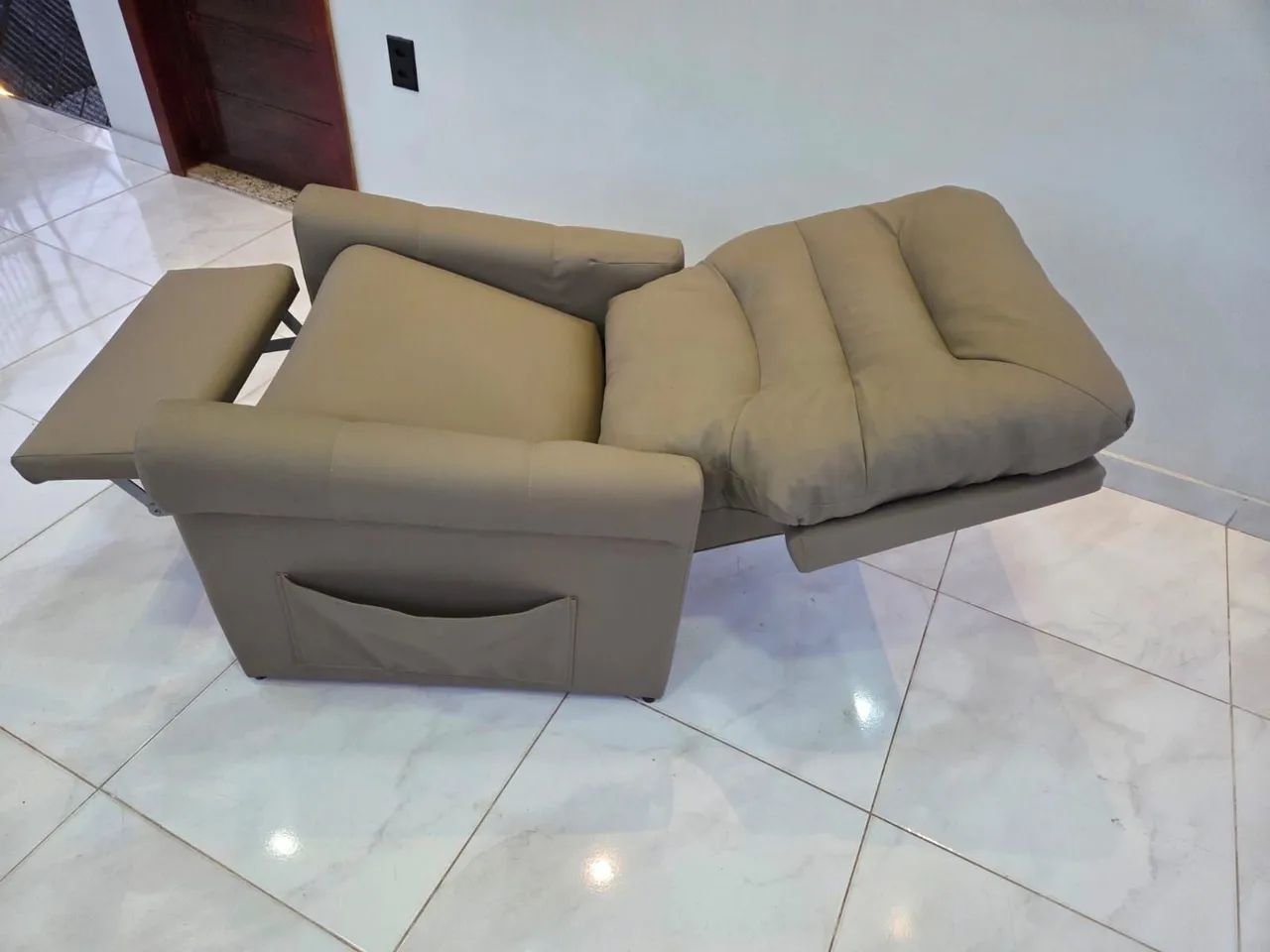 Poltrona reclinável 180 graus luxo  - Foto 5