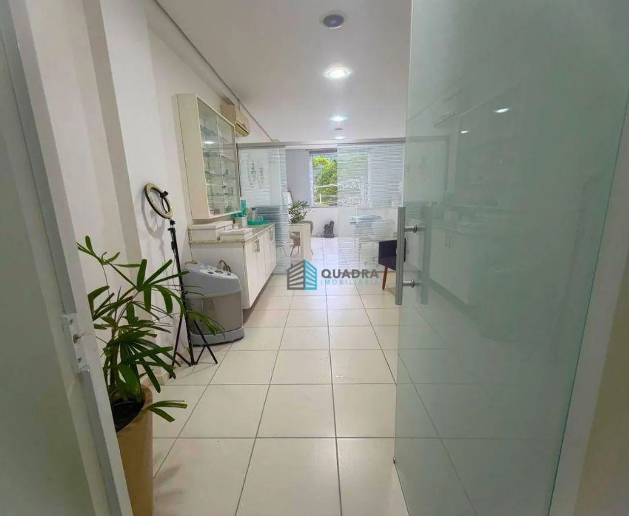 Sala Comercial à Venda no Córrego Grande, Florianópolis !! - Foto 2