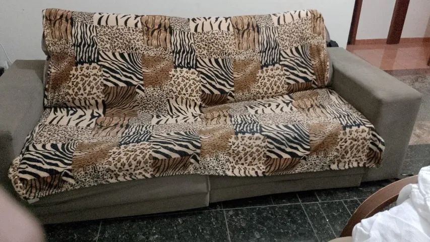 Sofá 2/3 Lugares em Tecido Suede Cinzento - Confortável e Espaçoso