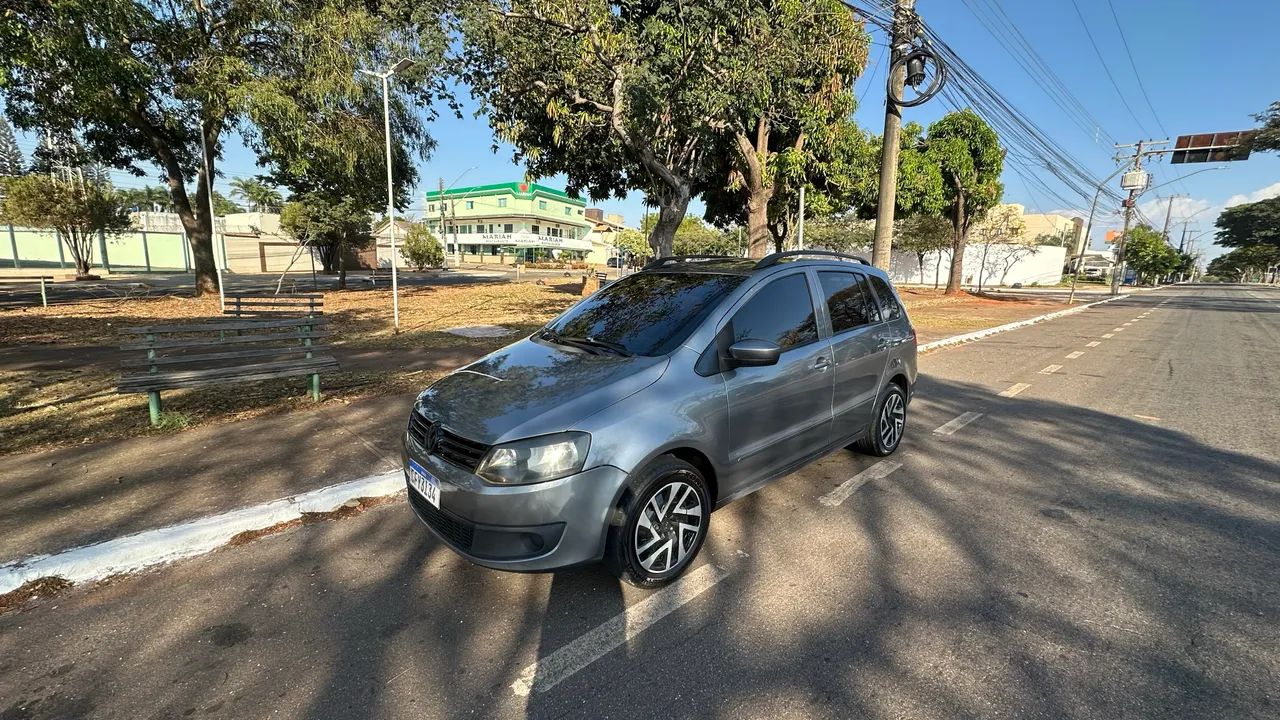 Volkswagen Spacefox SPACEFOX 1.6/ 1.6 Trend Total Flex 8V 5p 2014
