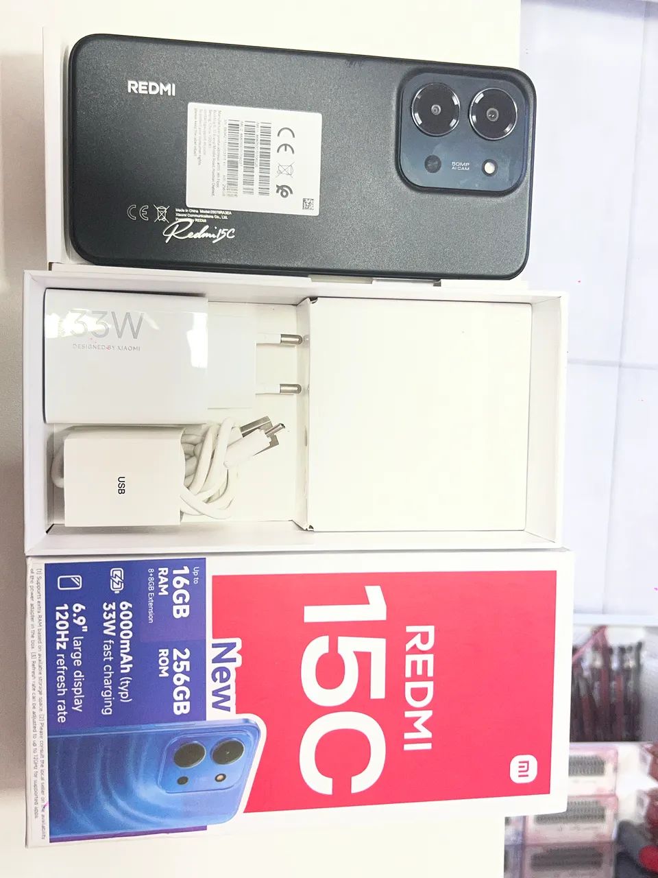 Vendo Redmi 15 c 256 gigas de ROM - Foto 3
