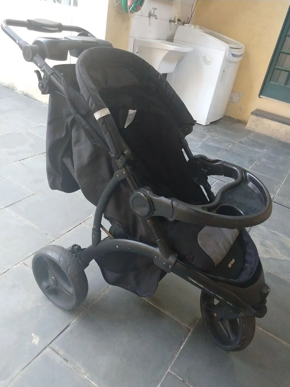 Carrinho de bebê com bebê conforto  - Foto 5