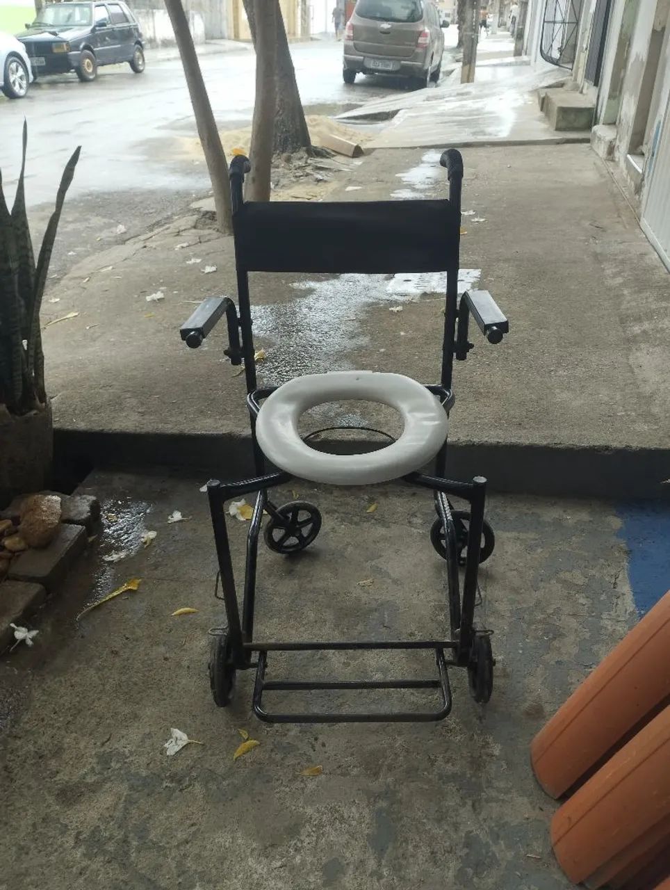 Cadeira de banho pra deficiente e idosos 