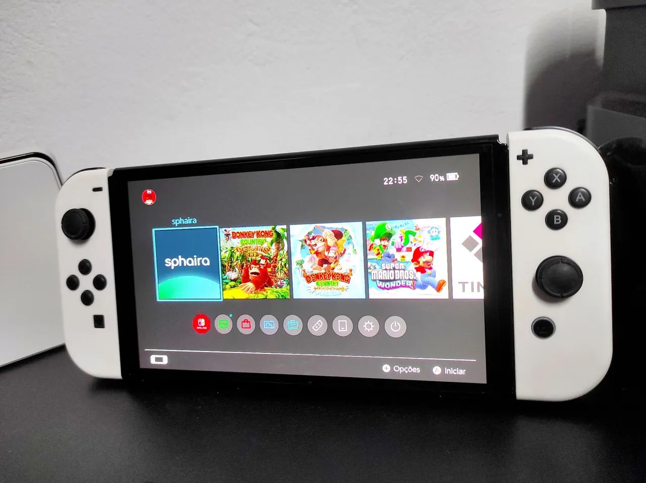 Nintendo Switch OLED SEMI NOVO - 256gb - DESBLOQUEADO - Consoles