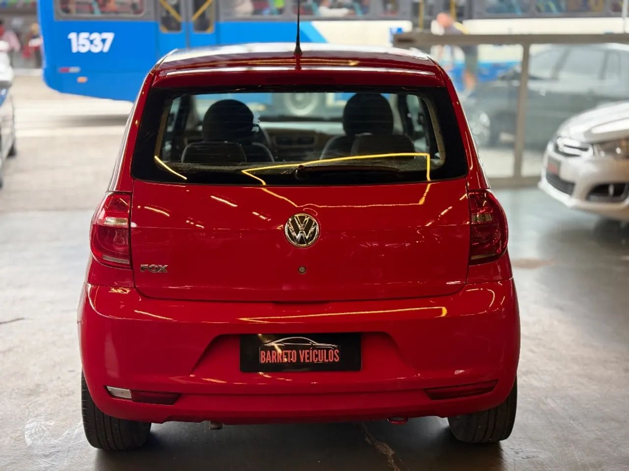 Volkswagen Fox 1.0 MI Total Flex 8V 5P 2014 - Foto 4