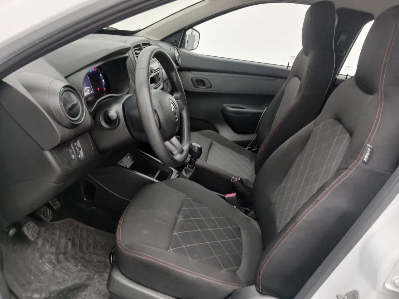 Renault Kwid 1.0 Zen, foto 16 de 18