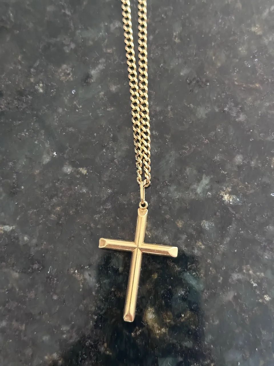 Cordão de Ouro 18k maciço com pingente 