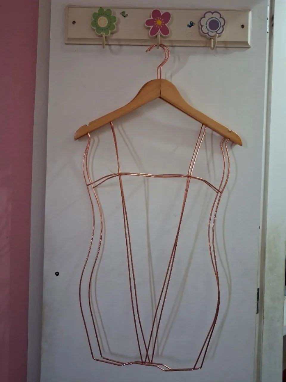 Cabides e manequim para loja - Foto 3