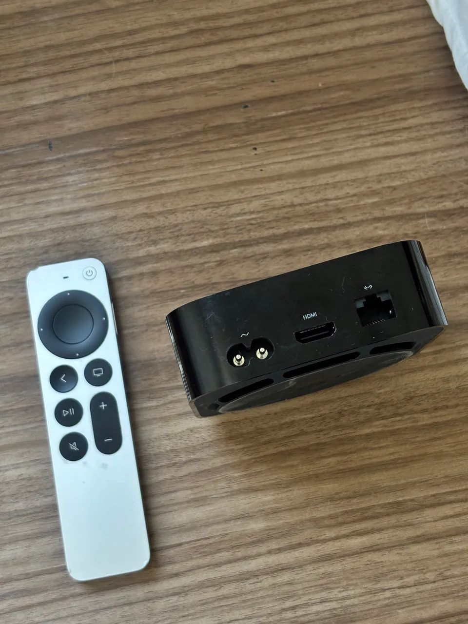 Apple TV 4K 2ª Geração A2169 ? Com Defeito + Controle - Foto 4