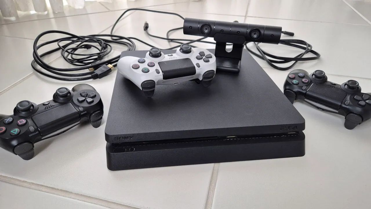 PlayStation 4 com 3 controles e câmera original - Foto 3
