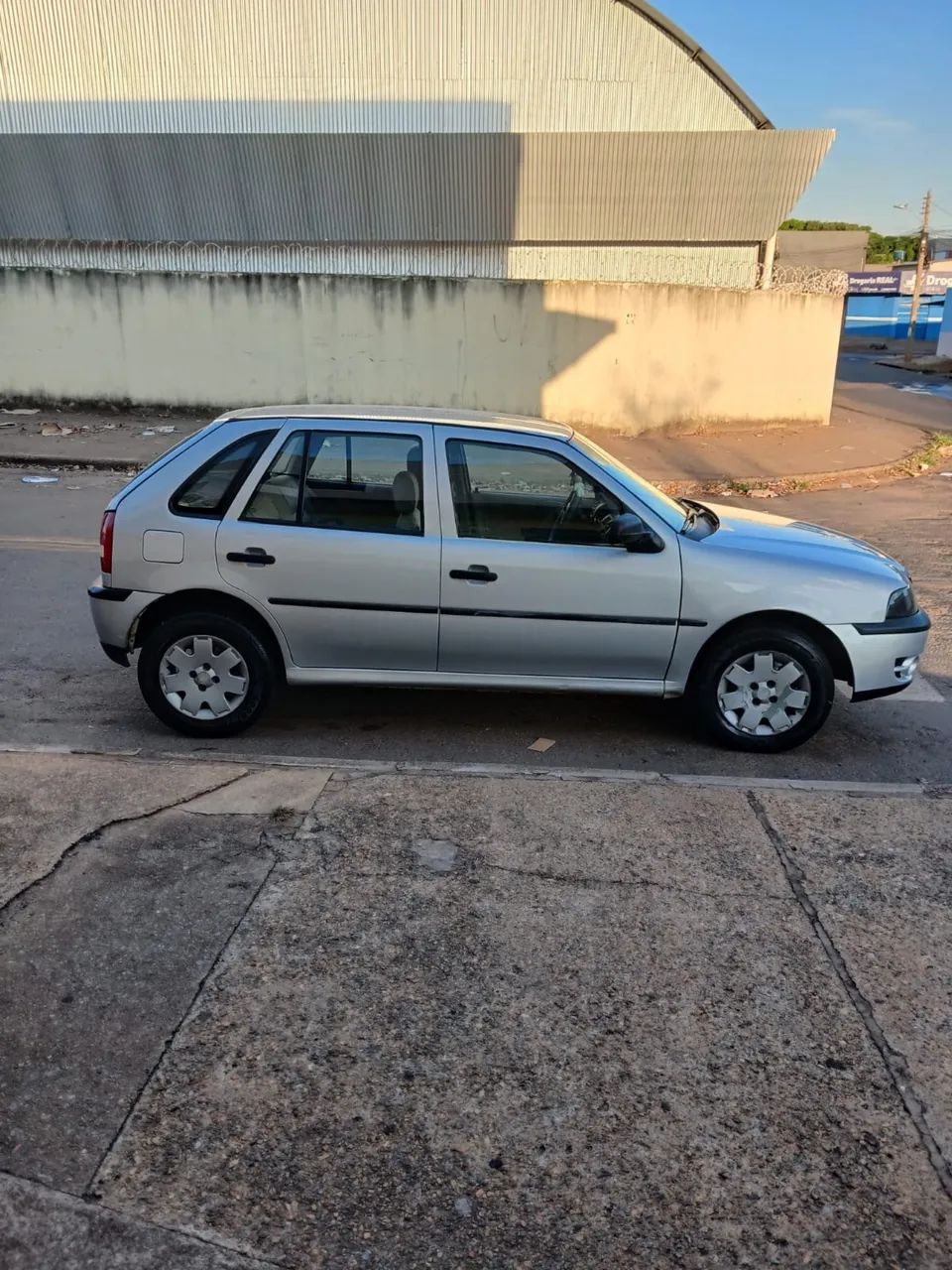 Volkswagen Gol Geração III Ouro 1.0 MI 16V Gasolina Mec. 4P 2000