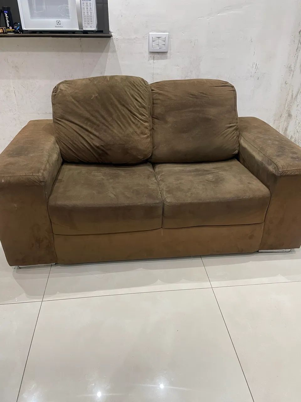 Sofá de 2 lugares sem detalhes  - Foto 2