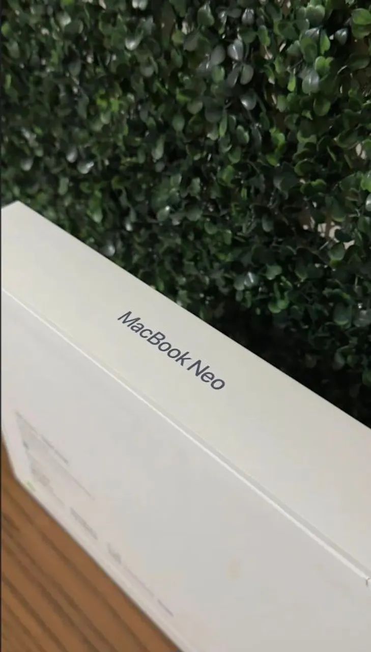 Macbook Neo indigo 256gb lacdado - Foto 3