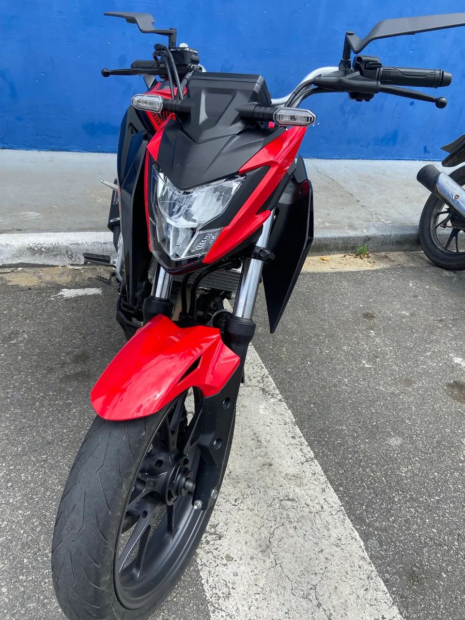 Vendo cb 300 f  - Foto 2