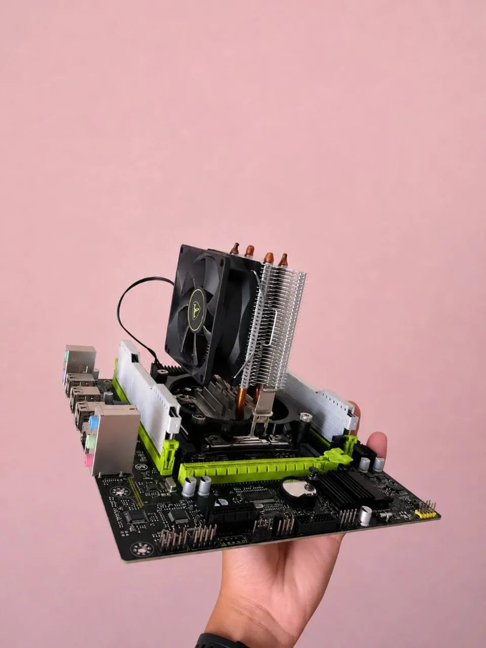 KIT PROCESSADOR XEON E5V4 + PLACA X99 + 16GB DE MEMÓRIA RAM DDR4 +