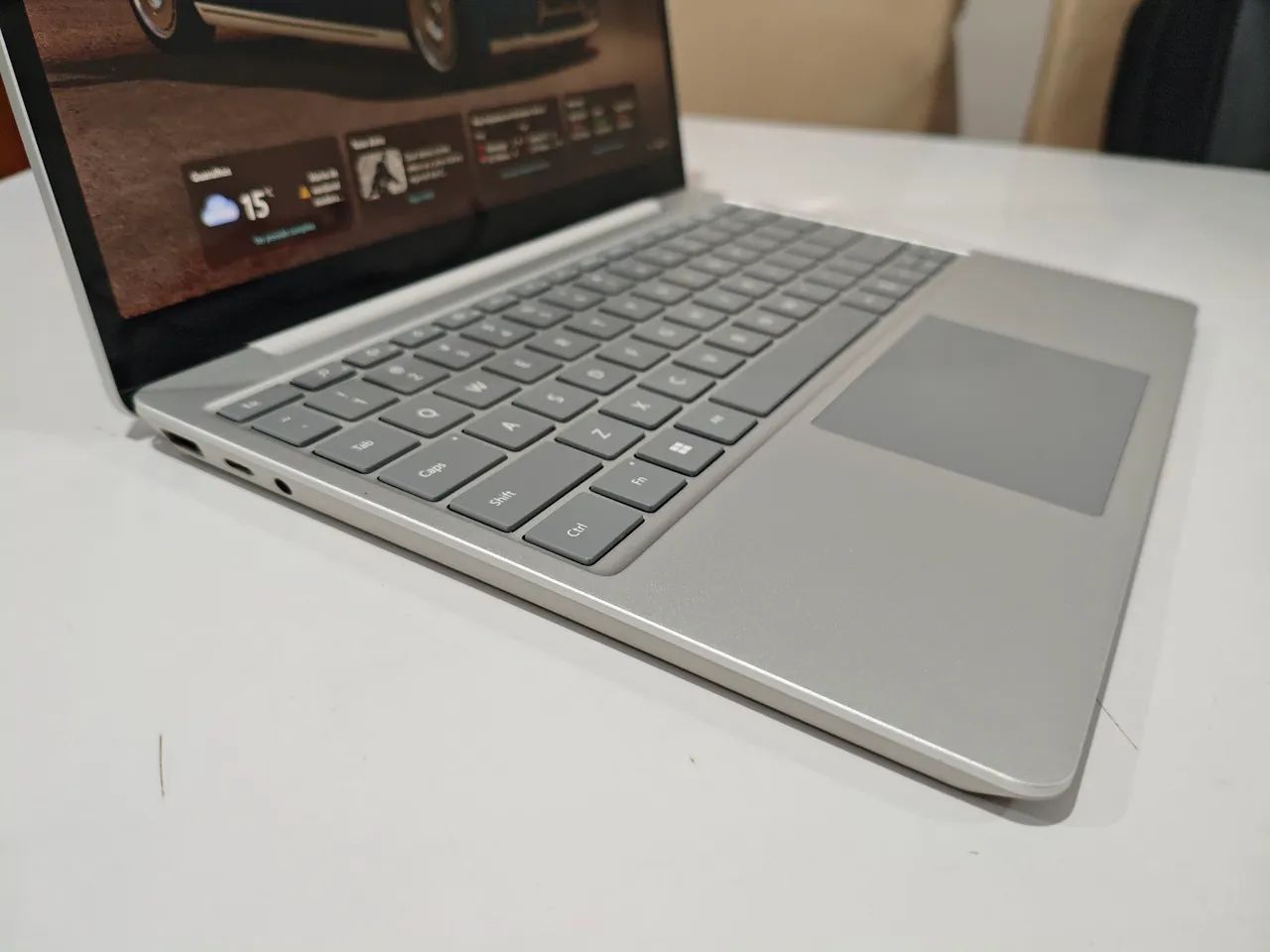 Notebook Microsoft Surface Laptop Go 2 i5 11th, 16GB RAM e 256GB