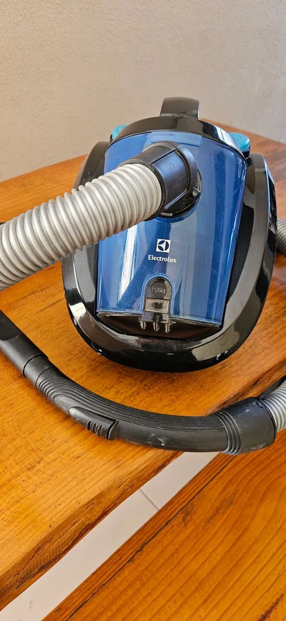 Aspirador Eletrolux Smart