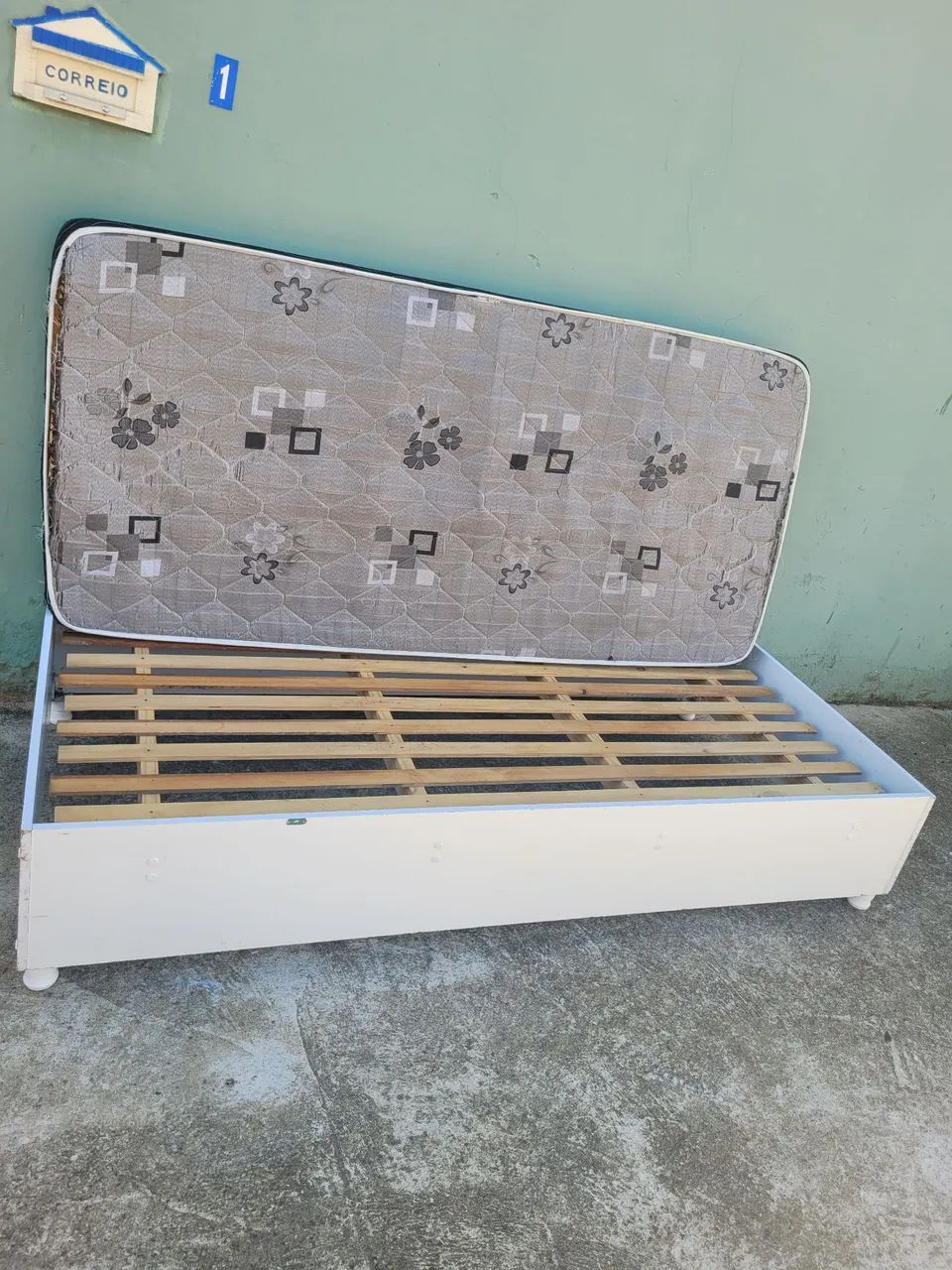 Cama Solteiro com colchão / ENTREGO  - Foto 4