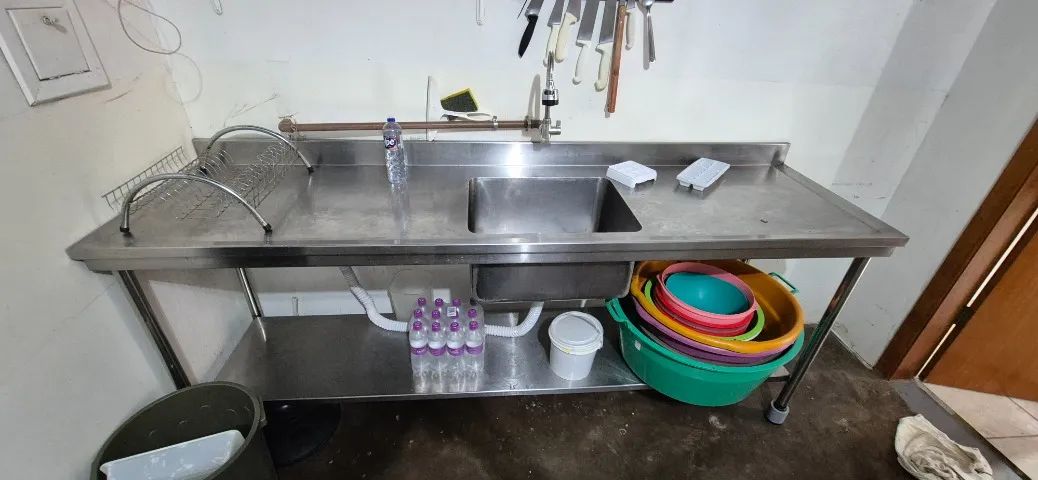 Pia de inox 2,20 com cuba funda de 45cm - Foto 2