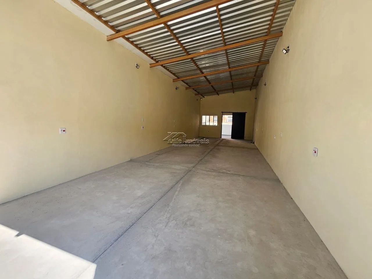 ALUGA BARRACÃO 115M² JD SÃO CLEMENTE MONTE MOR SP