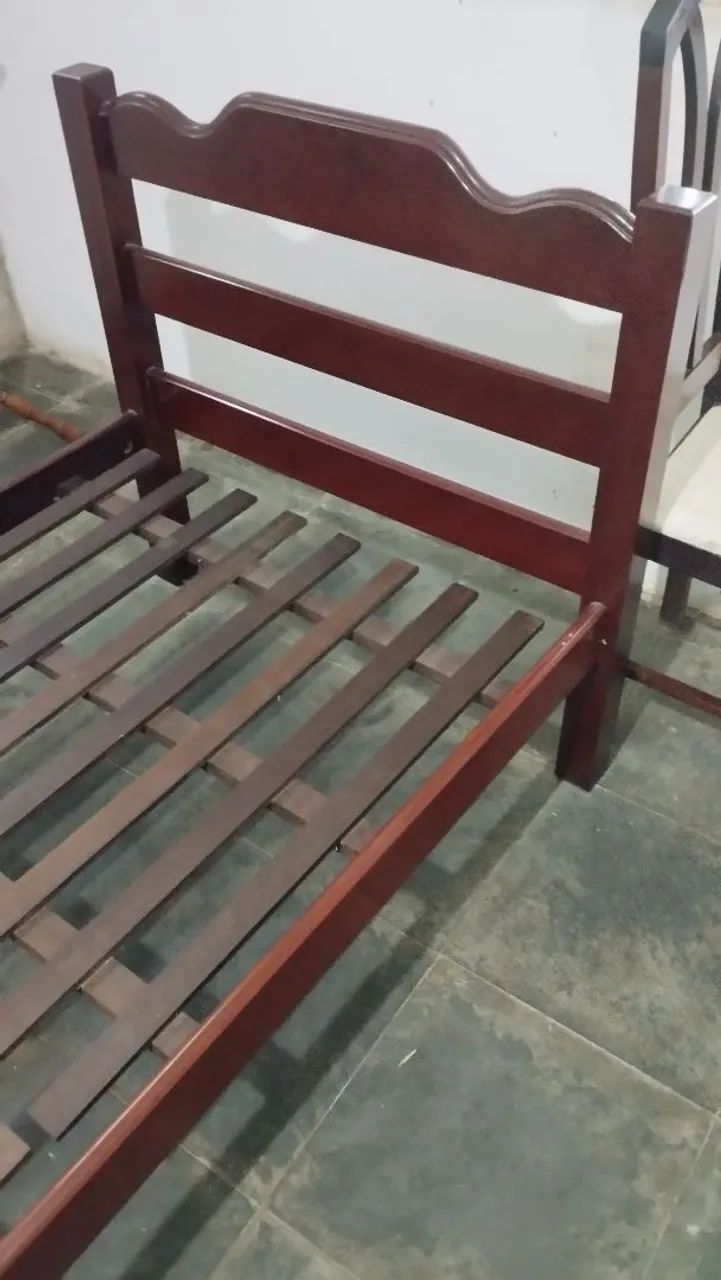 Cama de Solteiro de Madeira com Estrado - Foto 2
