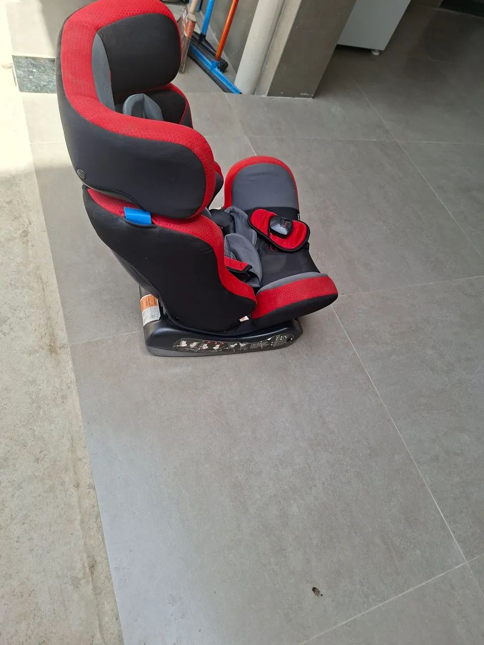 Vendo cadeirinha de bebê  - Foto 2
