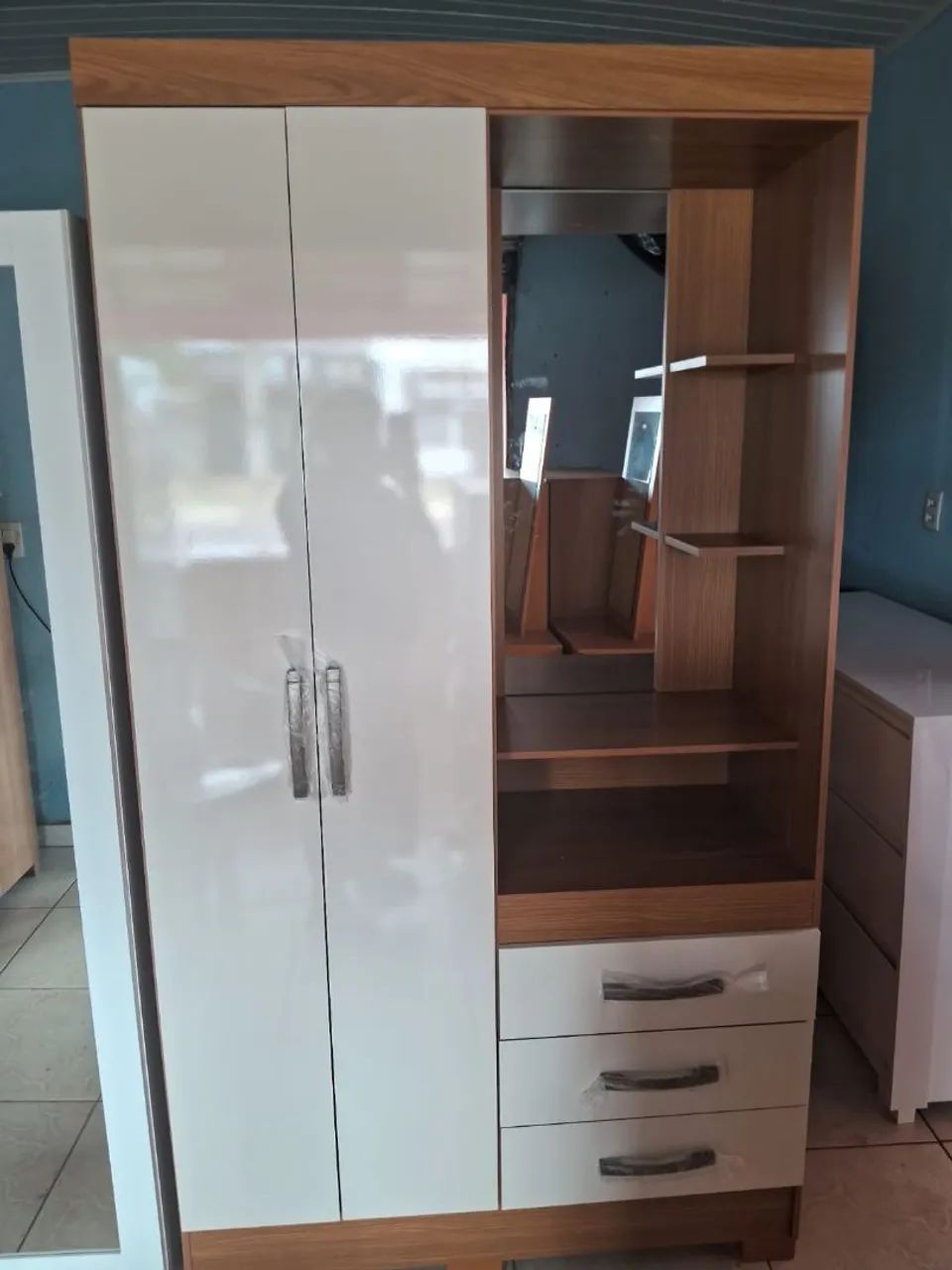 GUARDA ROUPA DE SOLTEIRO NOVOS NA CAIXA COM ESPELHO 