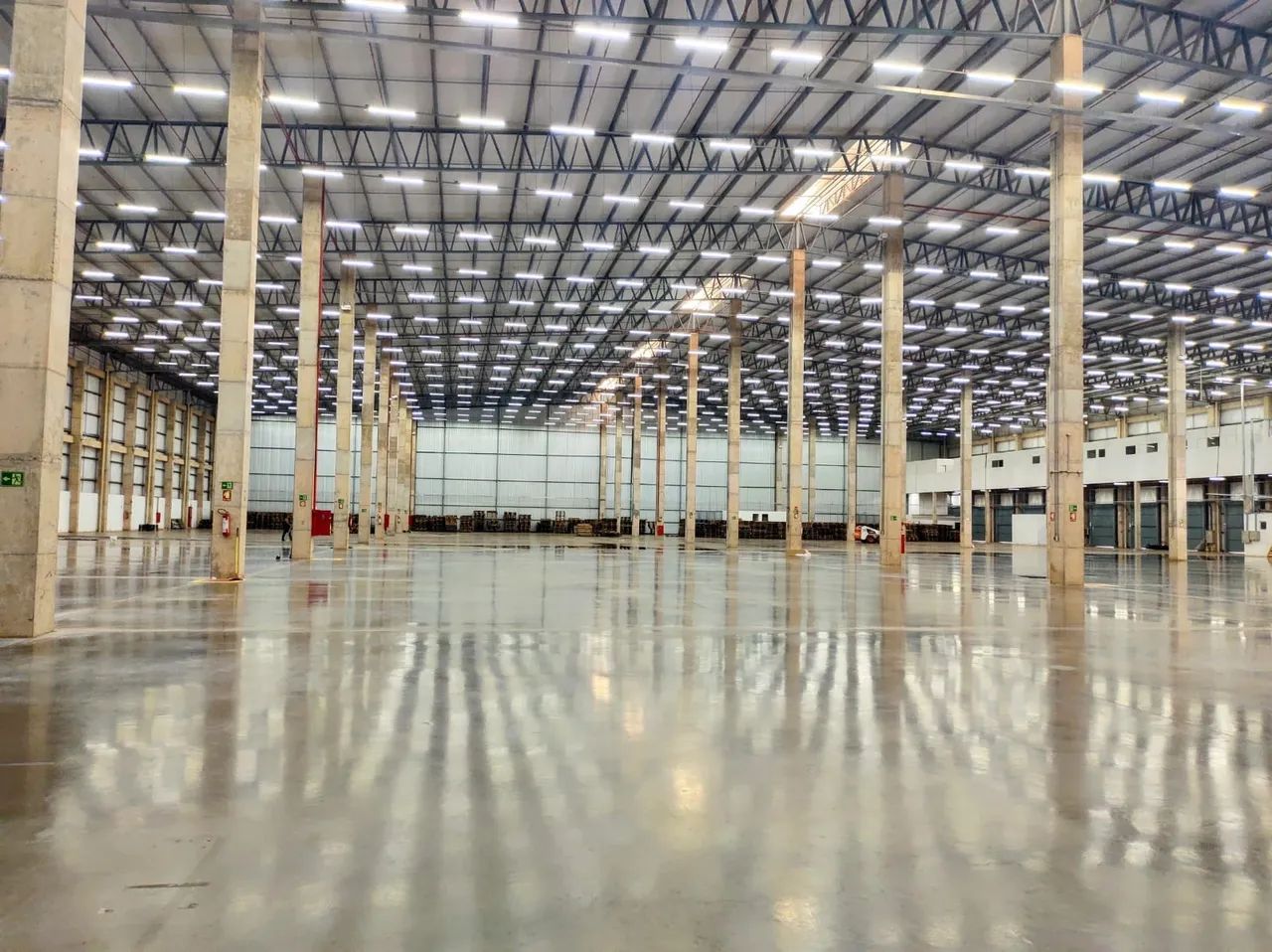 Galpão Logístico 5.000m² para Locação na BR-040 | Condomínio Fechado, Pé-direito de 15m, D - Foto 8