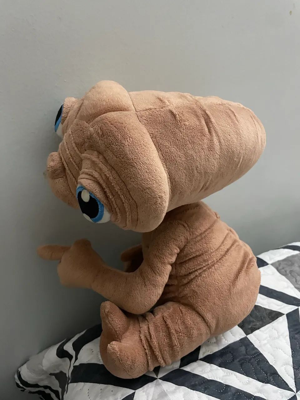 ET de pelúcia da Universal Studios  - Foto 3