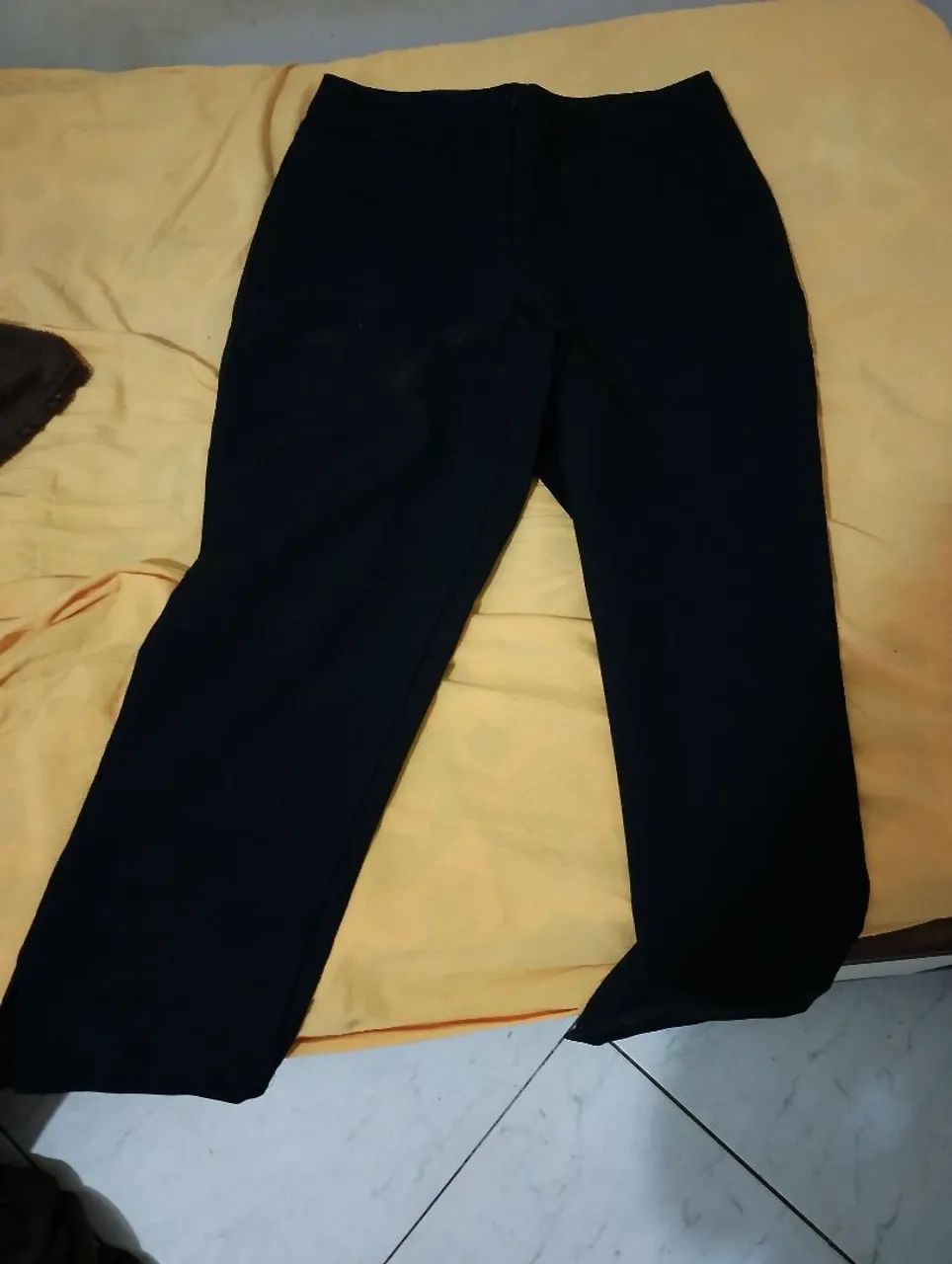 Calça social NUNCA USADA! 