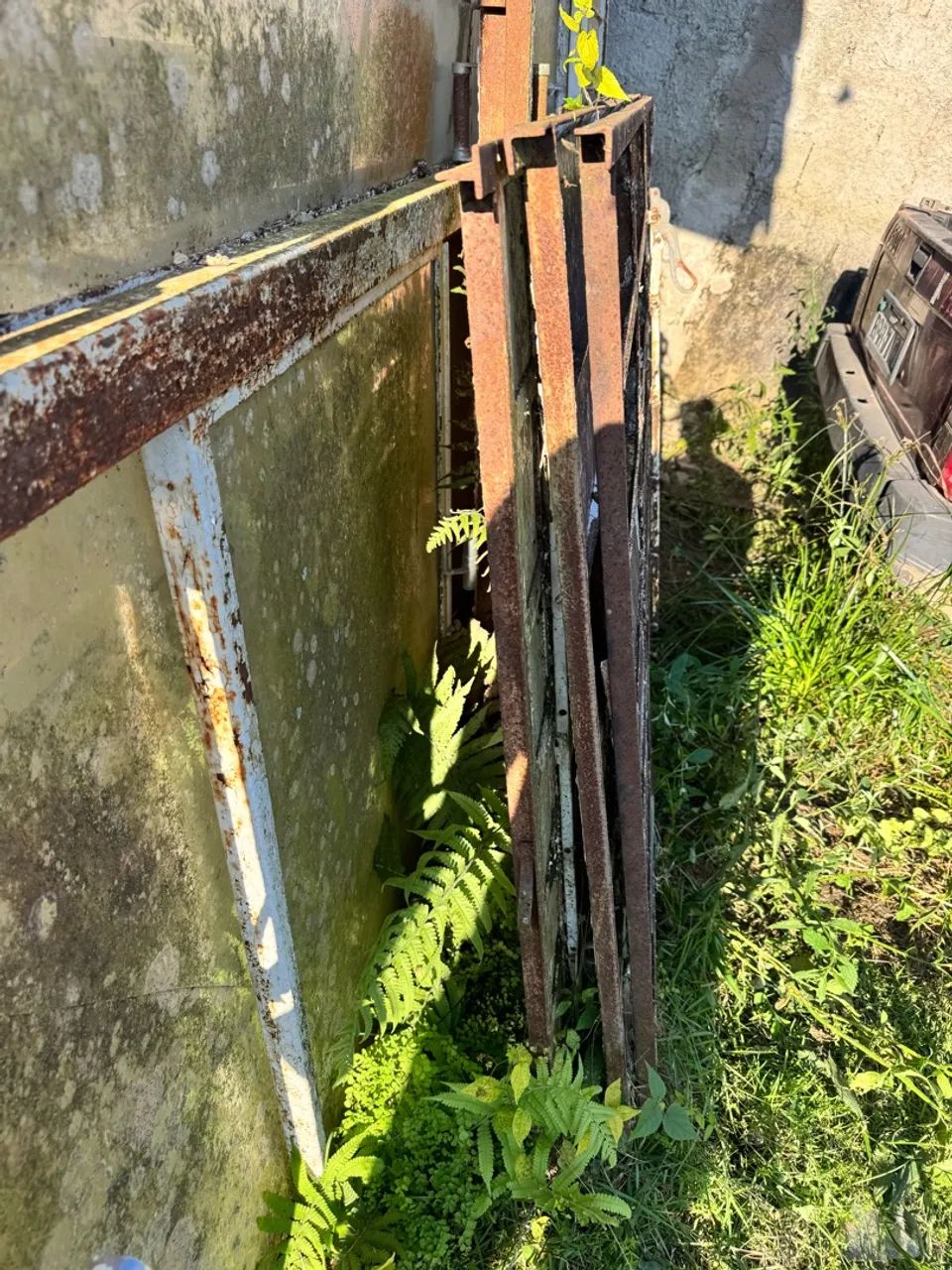 Portas de correr de ferro e vitros - Foto 2