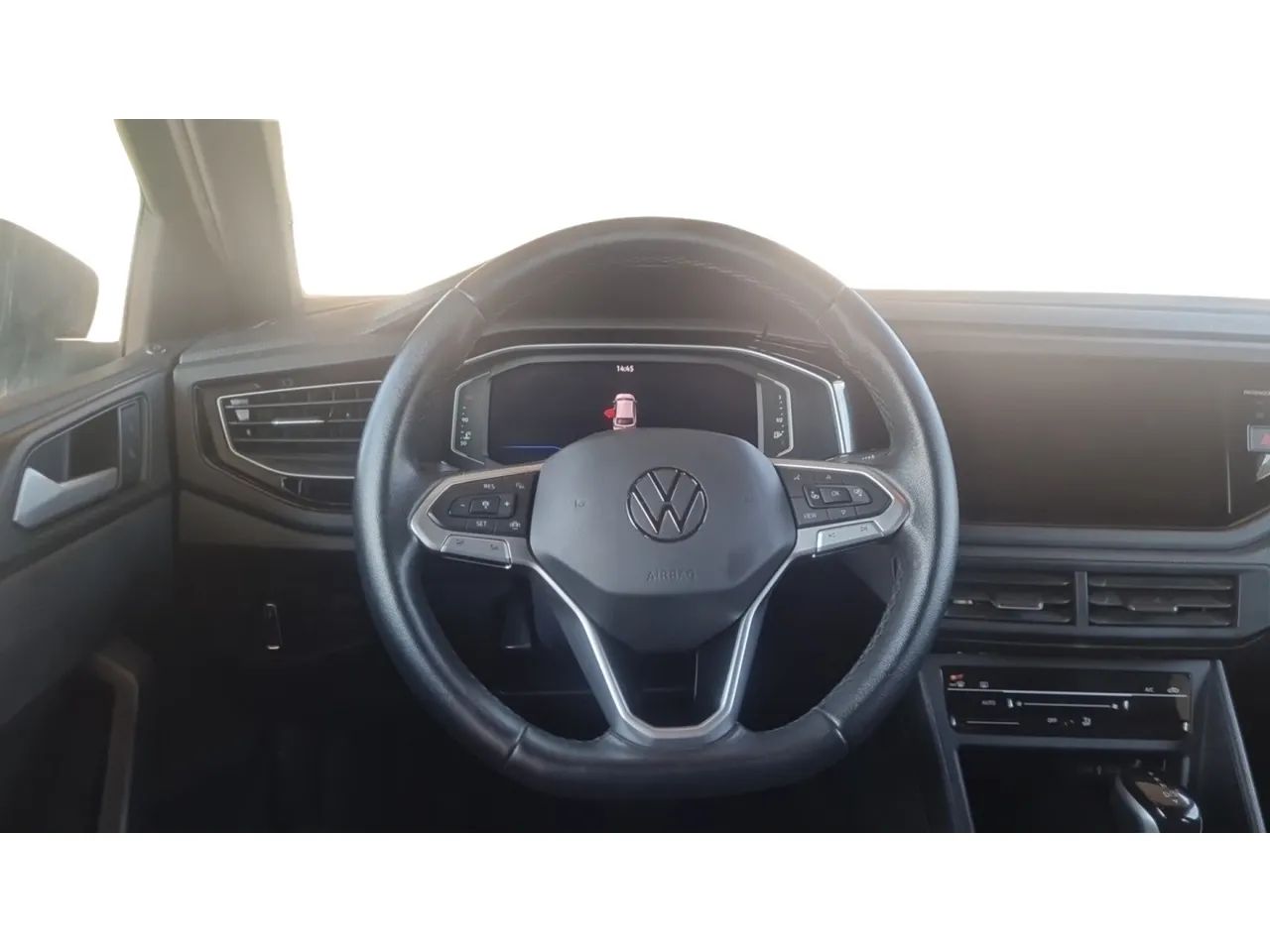 Volkswagen Nivus Highline 1.0 200 TSI Flex Aut., foto 9 de 17