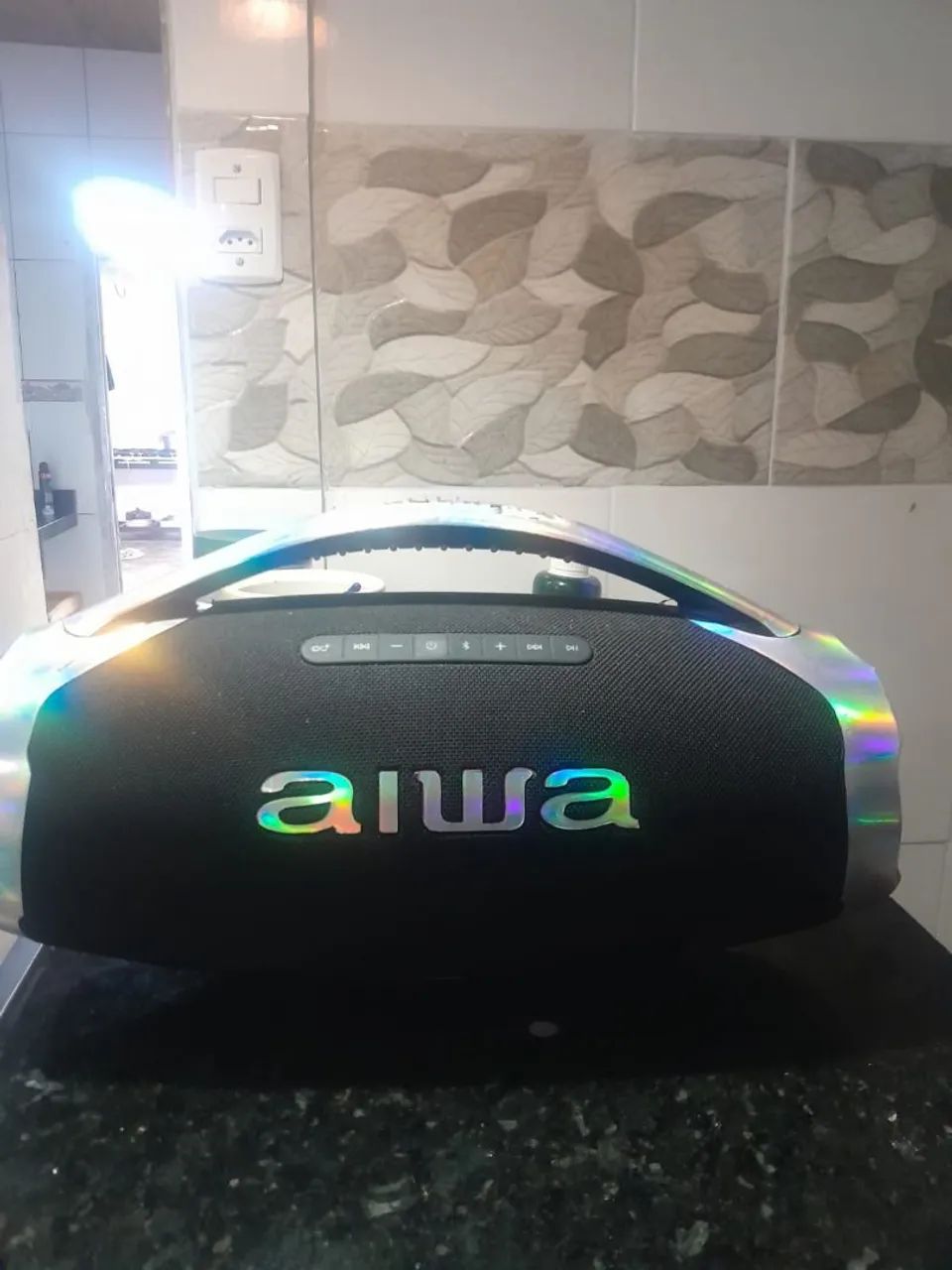 Caixa de som AIWA 