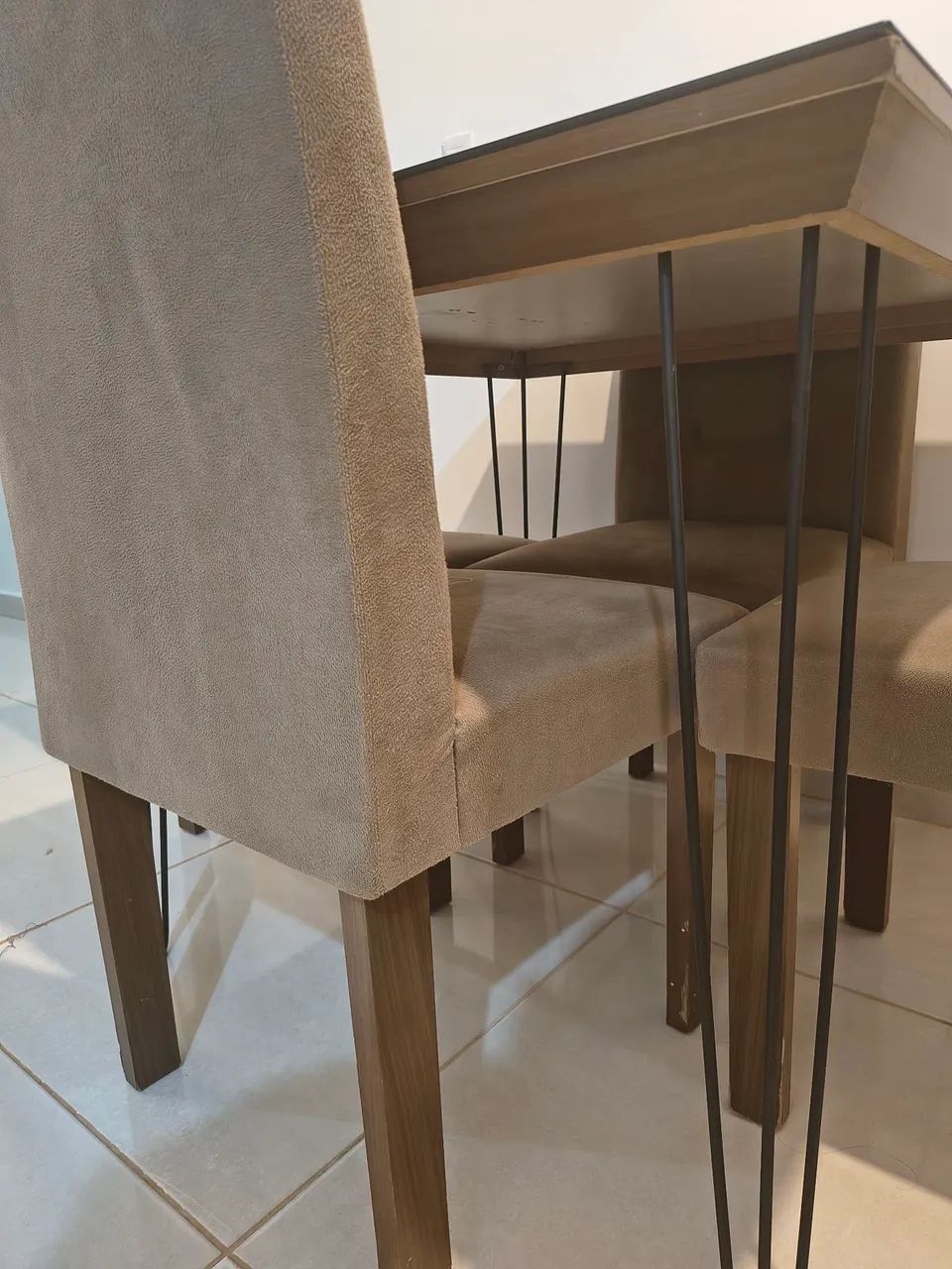 Mesa de vidro 4 cadeiras - Foto 3