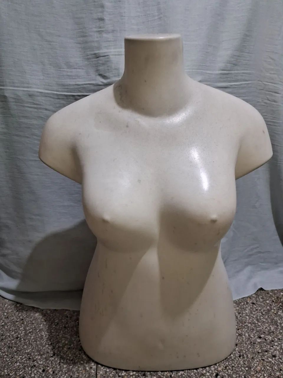 Busto Feminino Plus