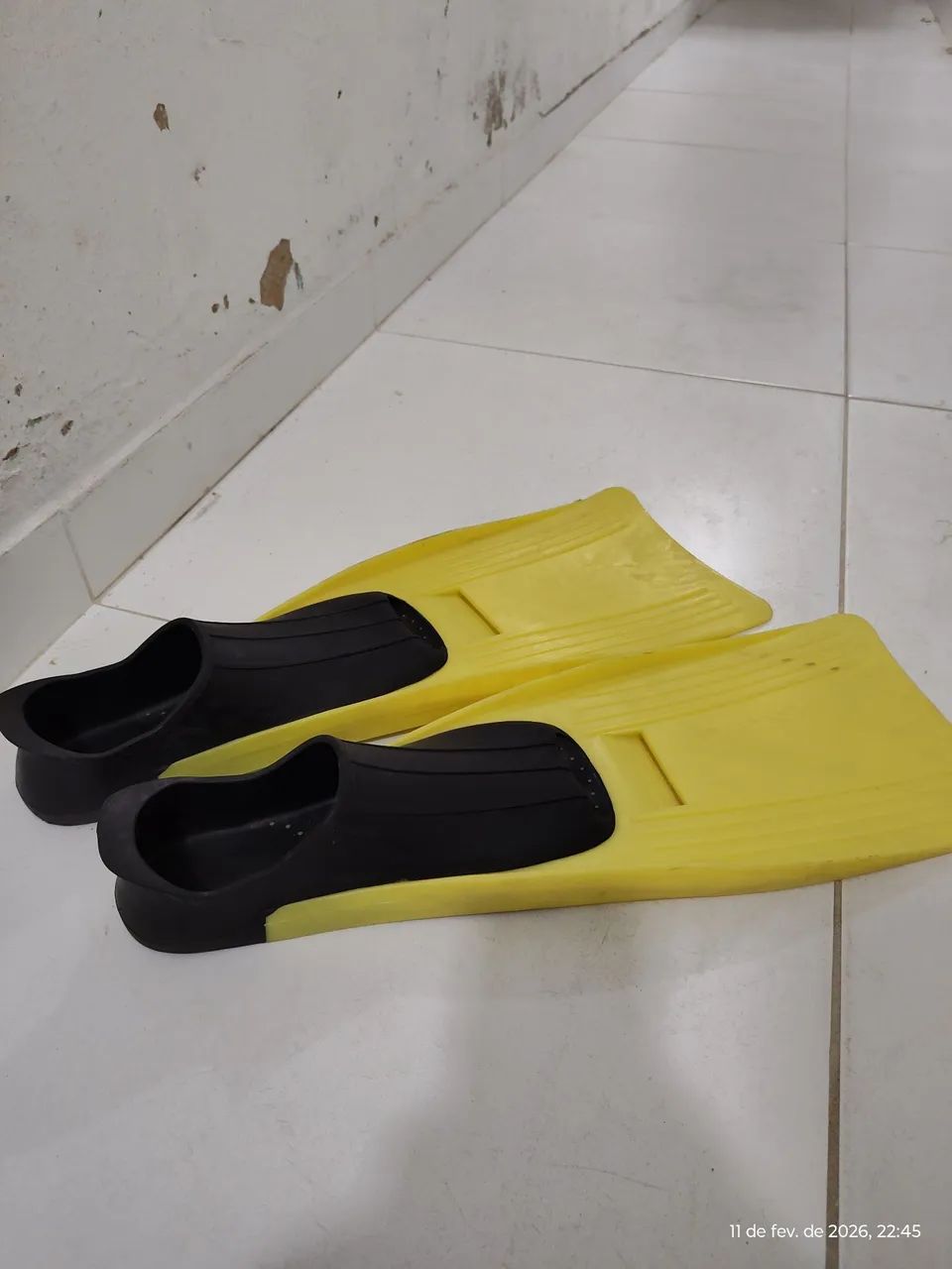 Nadadeira tamanho 38/40