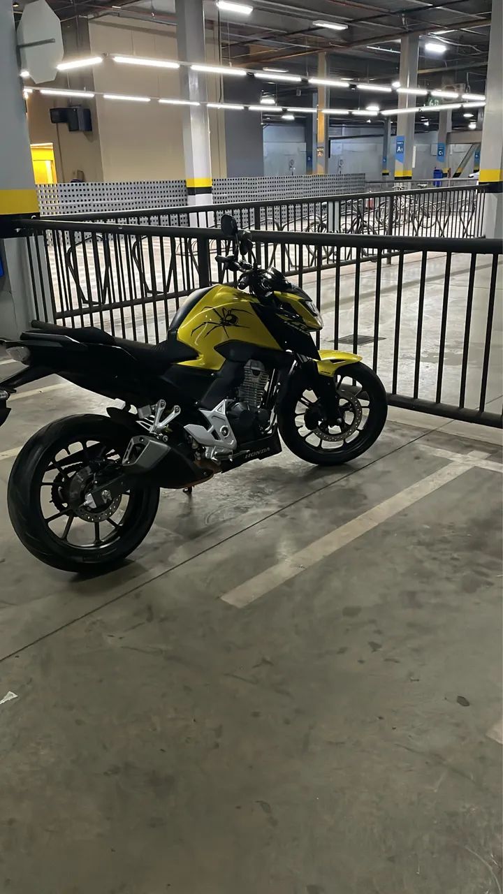 CB 300F ABS 2024