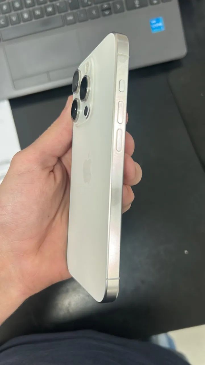 IPHONE 15 PRO 256g - Foto 2