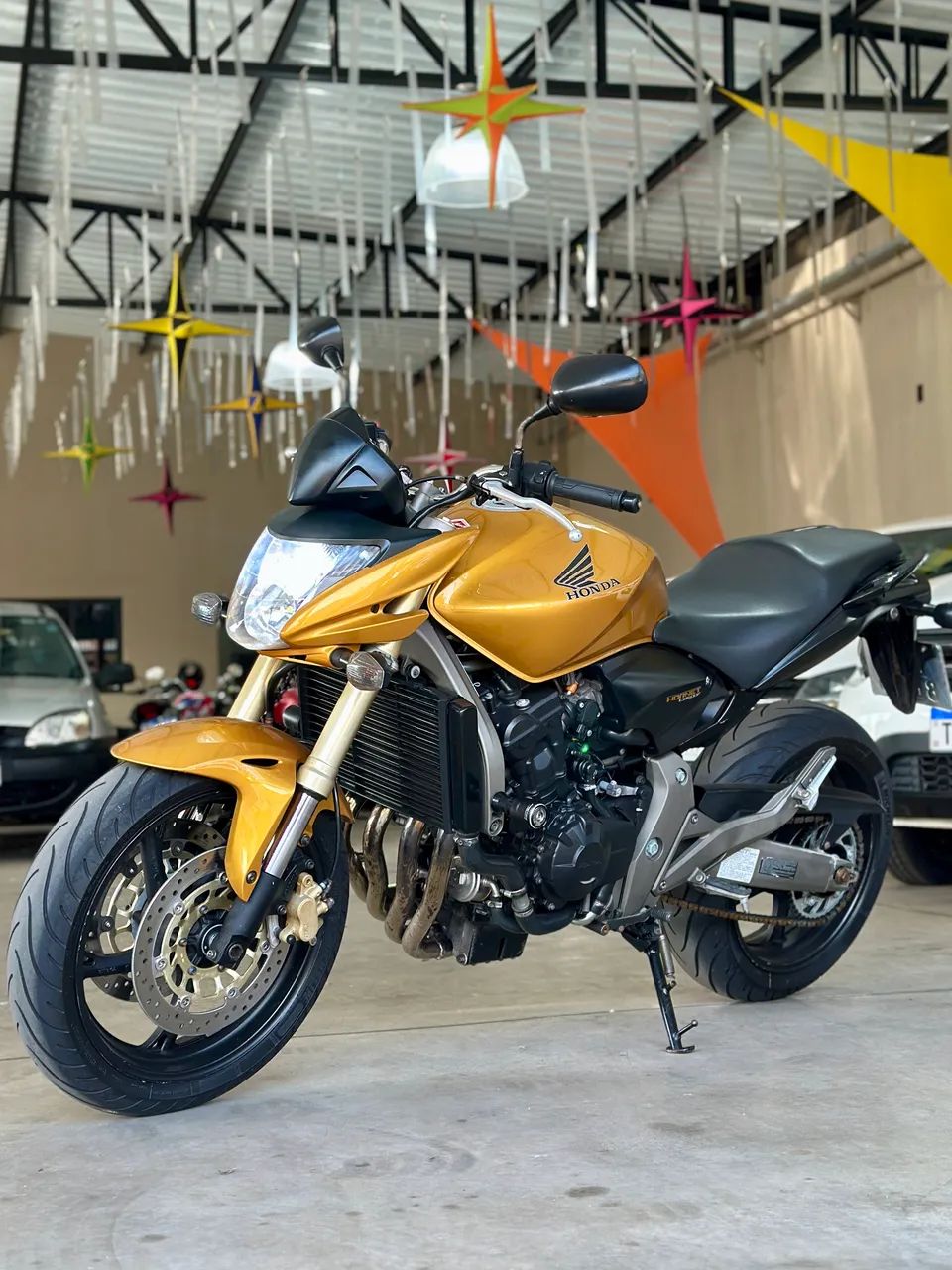 Cb 600f Hornet 2010 (muito nova)