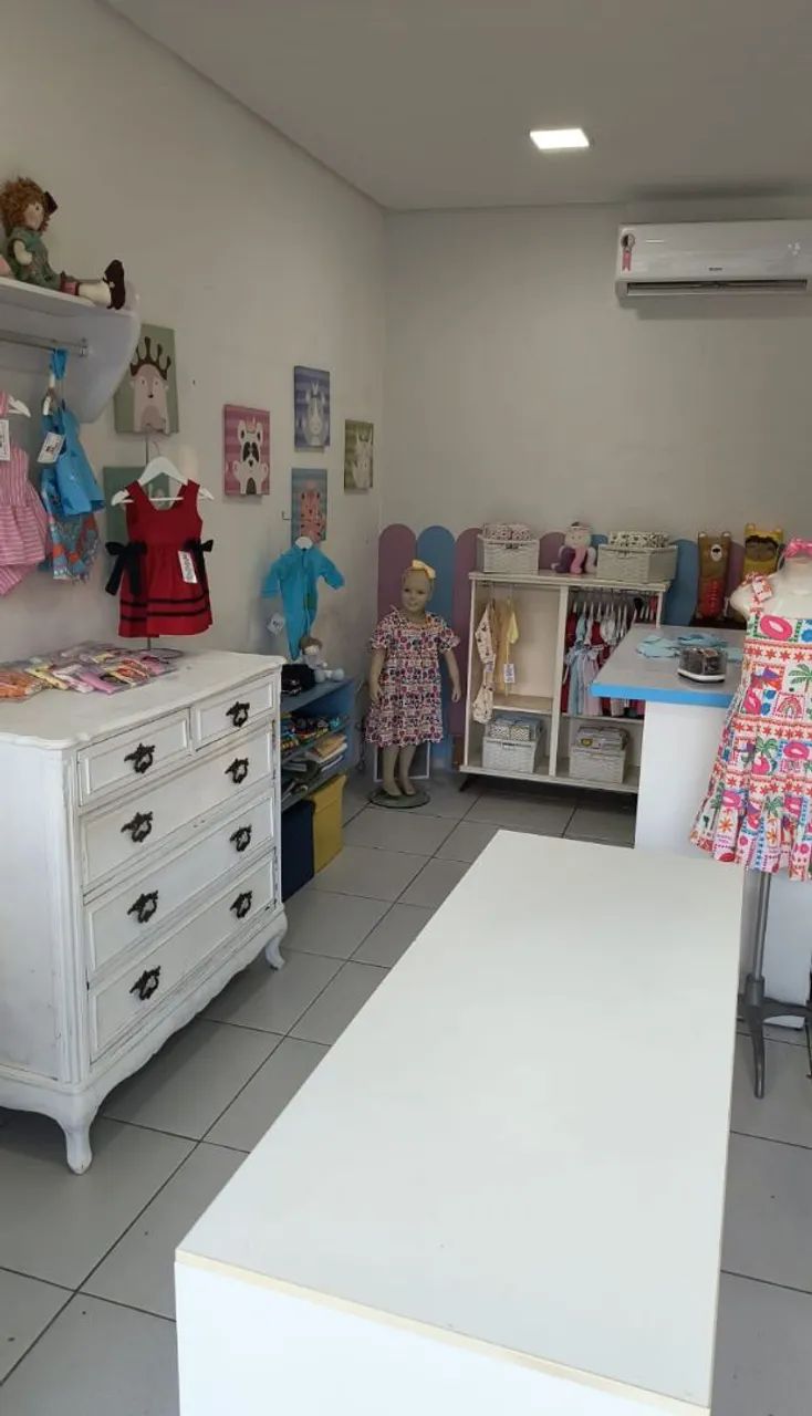 Repasso móveis e estoque de roupa infantil  - Foto 3