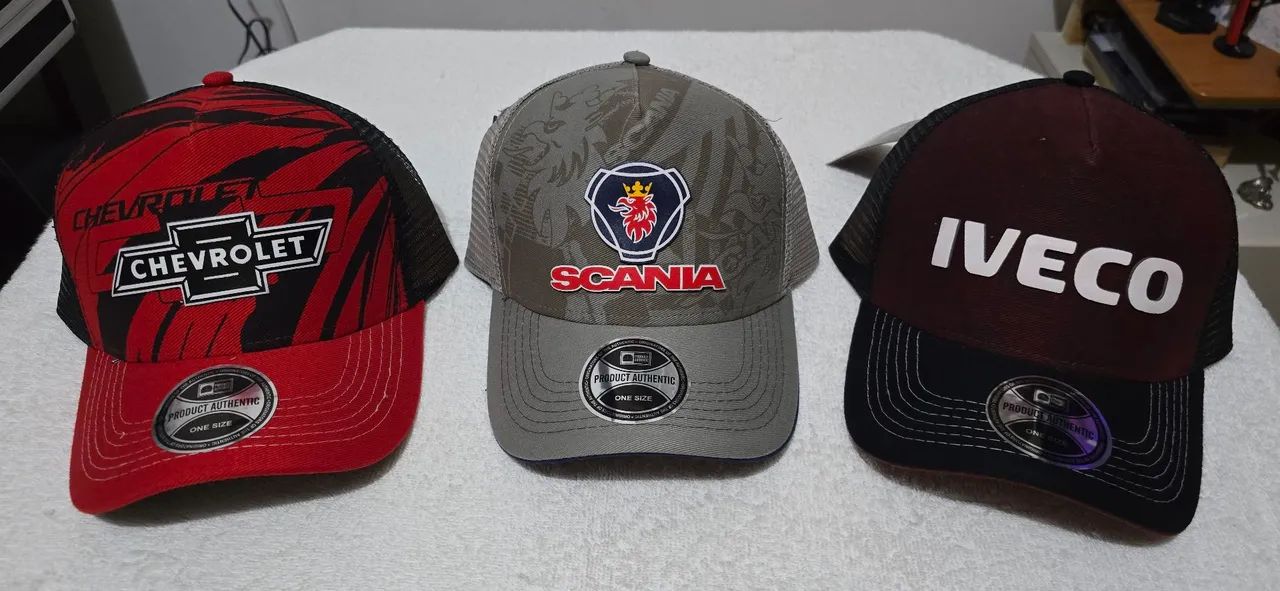 Bonés da Chevrolet, Scania e Iveco de tela 