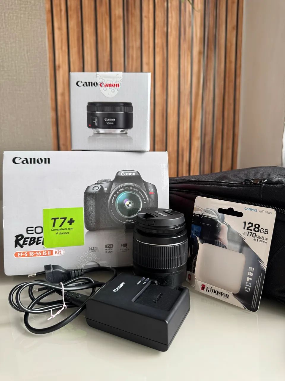 Canon t7 Plus c/ Lente 18-55mm + Lente 50mm Canon+Bateria Extra+C. Memória+Mochila (Nota)