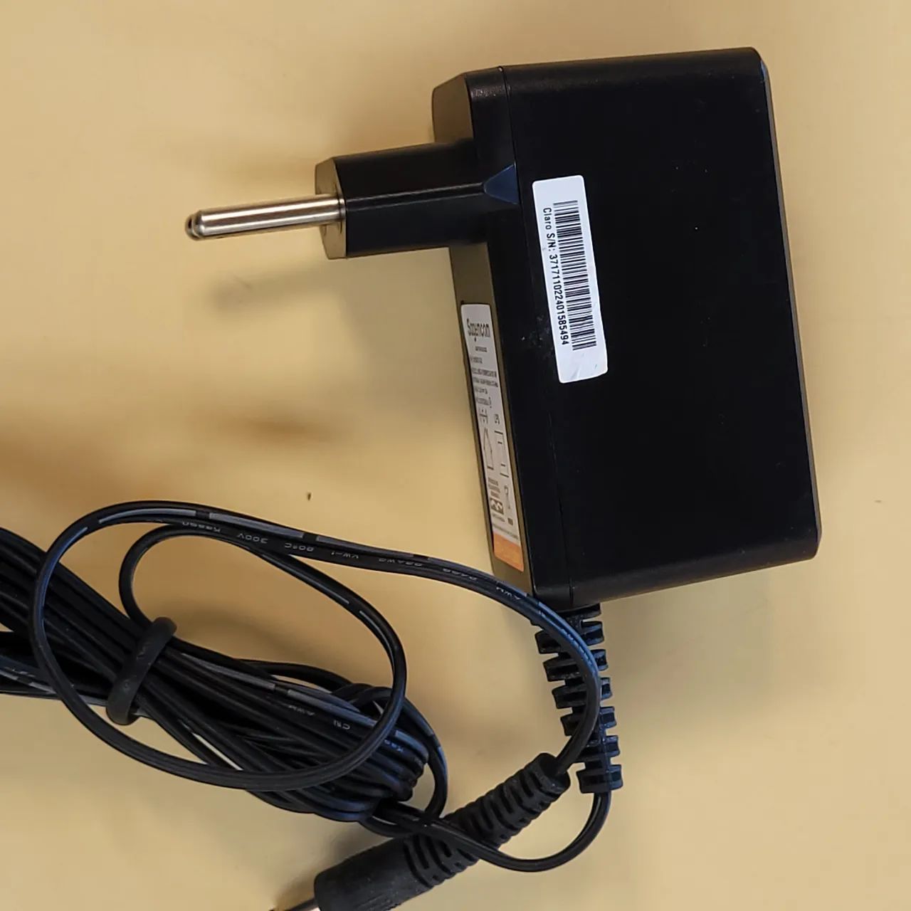 Fonte de alimentação chaveada 12V/1,5A padrão