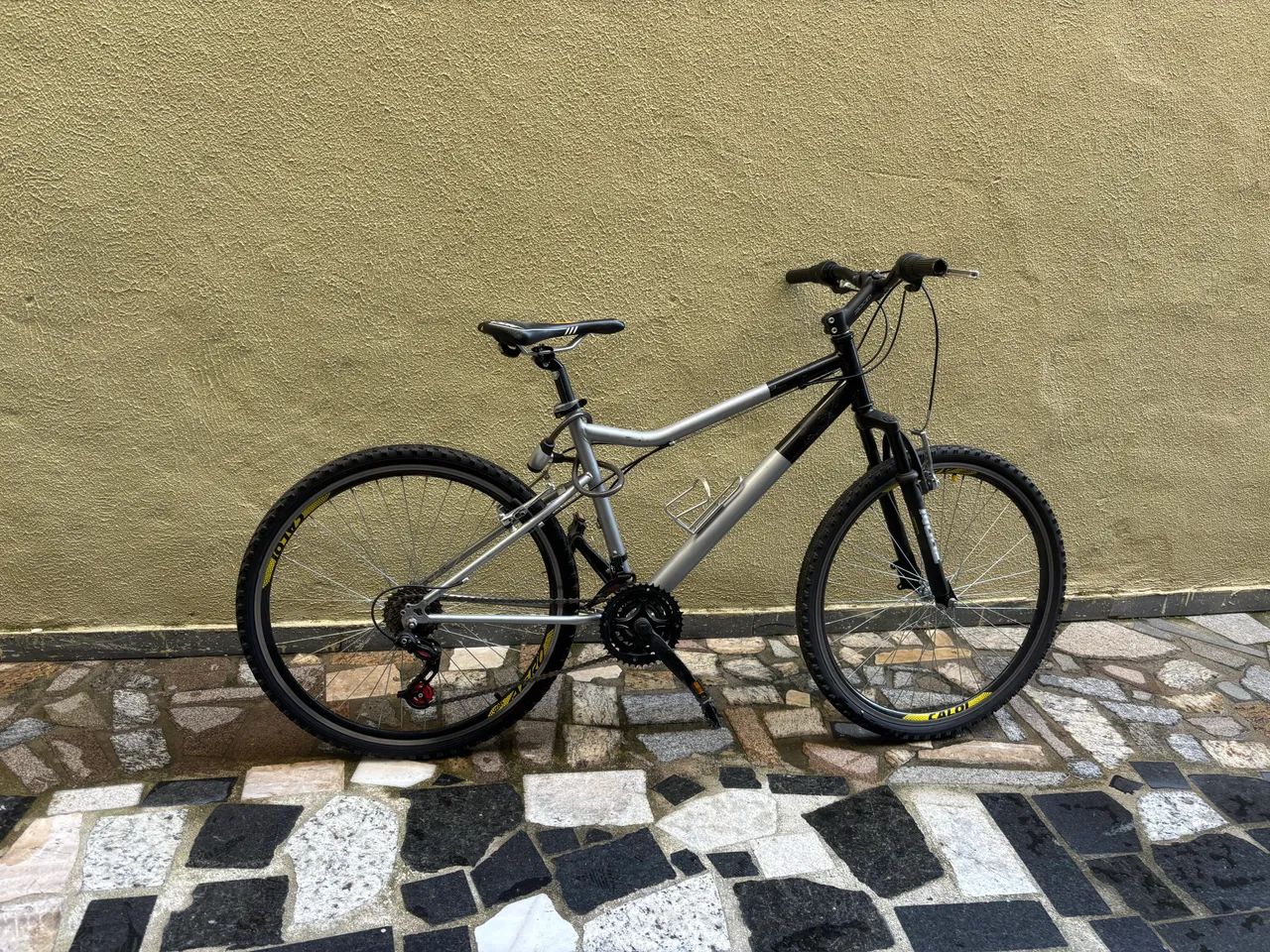 Bicicleta aro 26