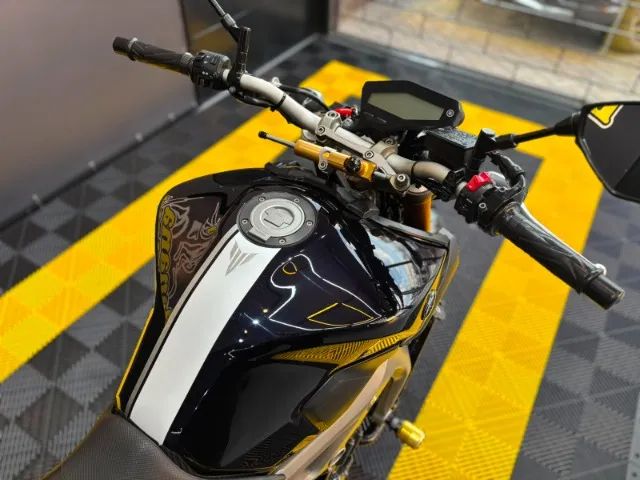 Yamaha Mt-09 Abs - 2015 - 67 Mil Km  - Foto 4