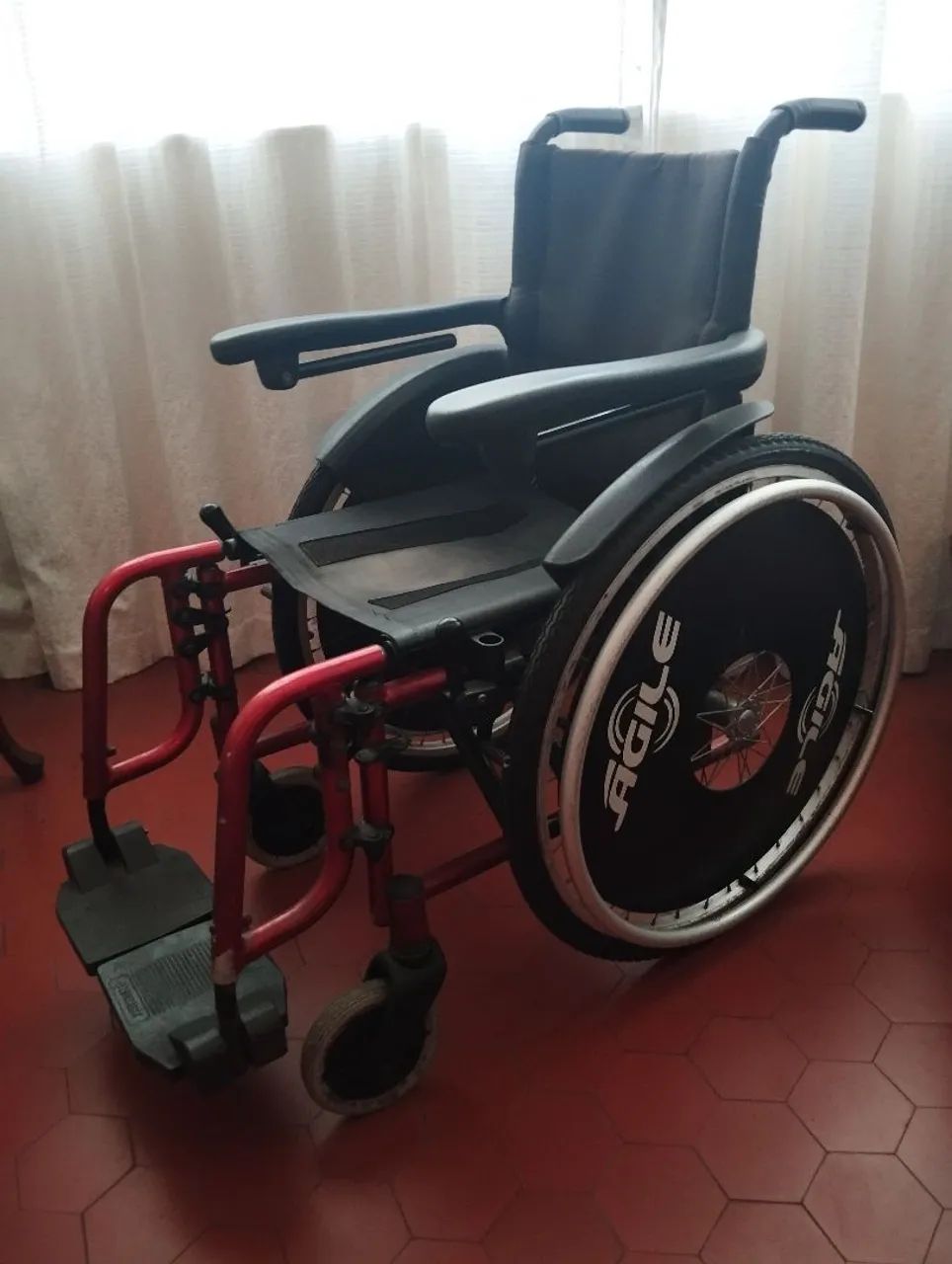 Cadeira de rodas Agile - Foto 5