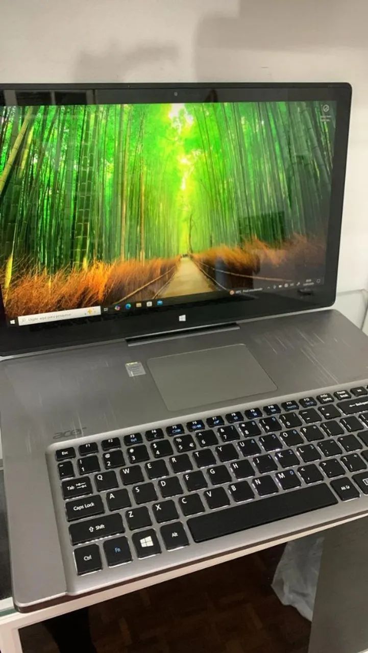 Vendo Notebook Acer R7 - Foto 4