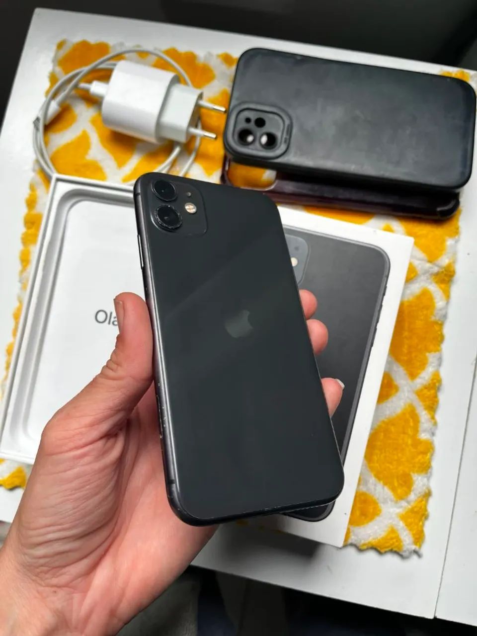 iPhone 11 Black 64GB c/ Caixa e Carregador Originais - Foto 2