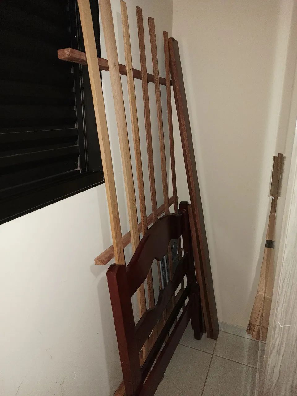 Cama de Solteiro