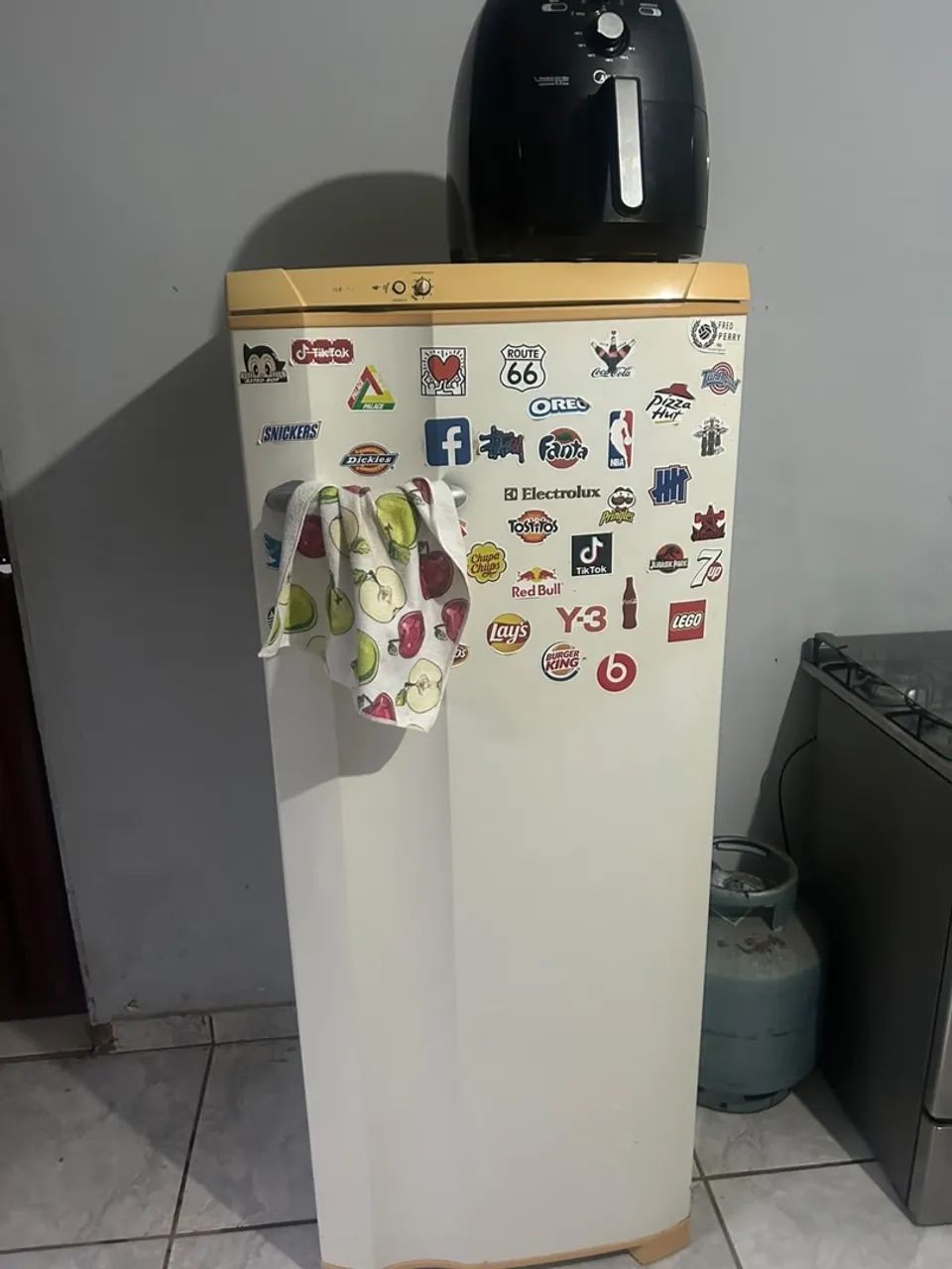 Vendo todos esses móveis 